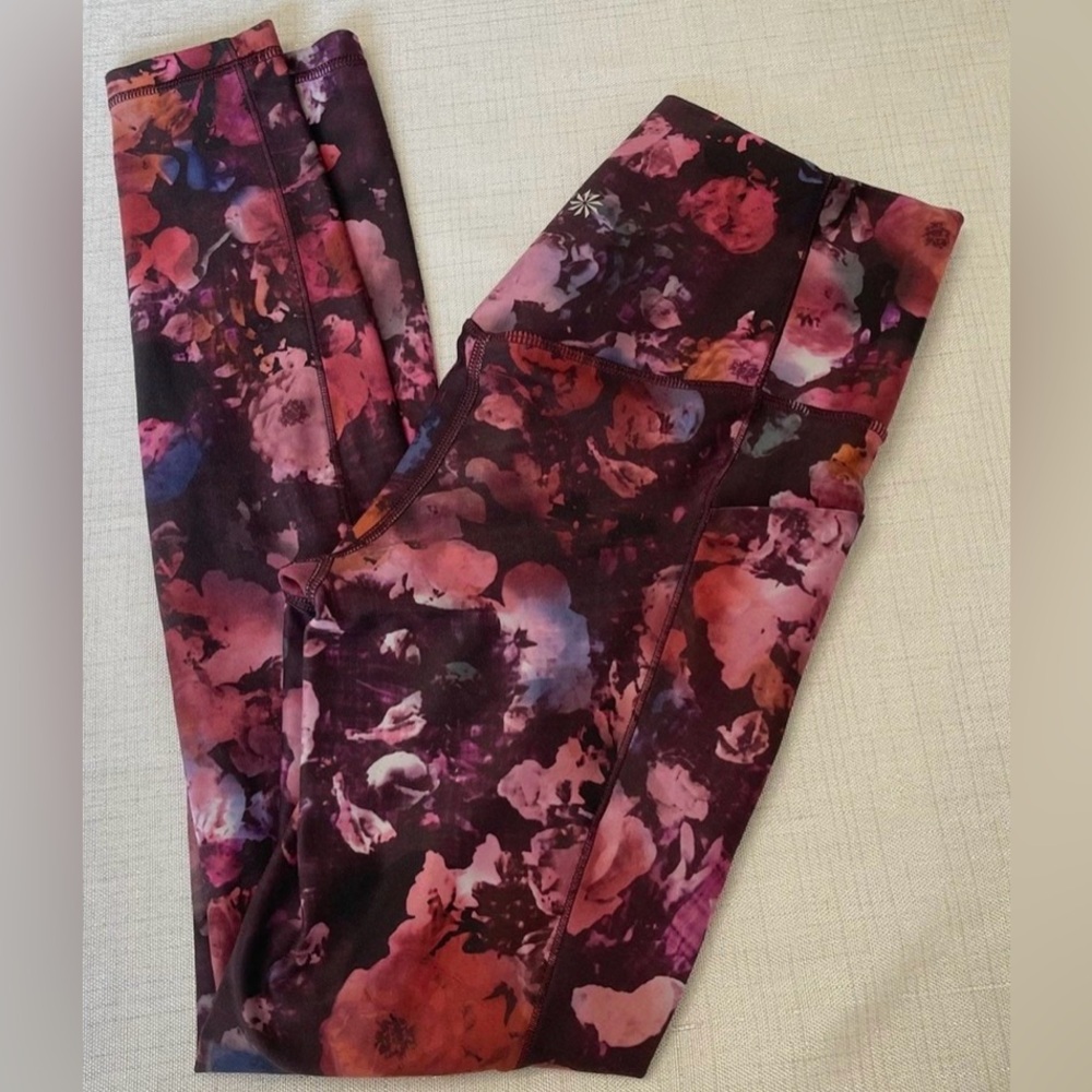 Athleta Salutation Stash Pocket Dappled Bloom Floral Leggings, Multi. Size S - Picture 7 of 7